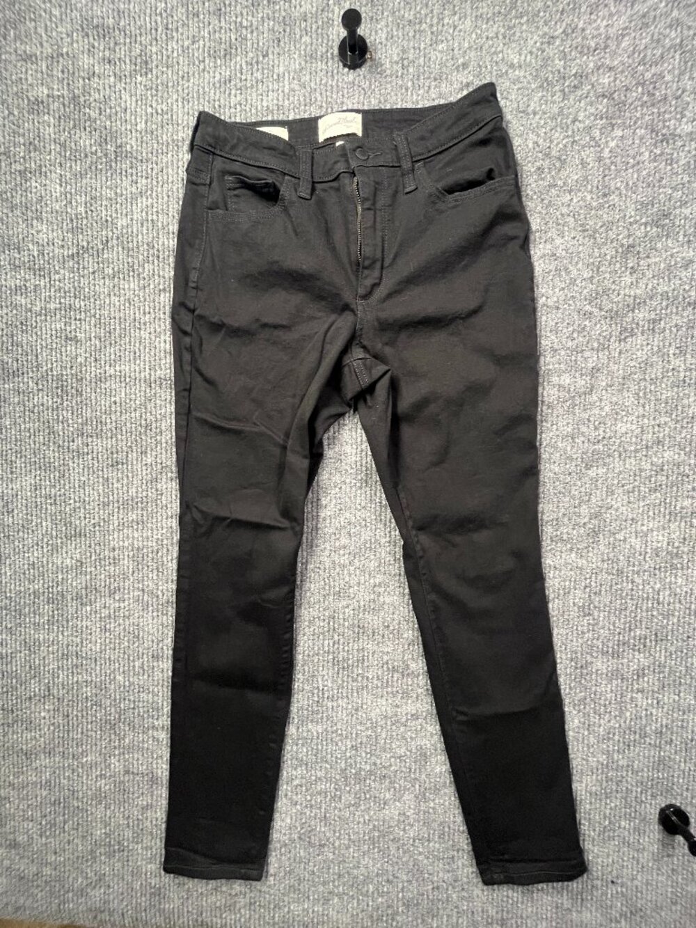 Universal Thread Women's Jeans Size 8/29R Black High-Rise Skinny